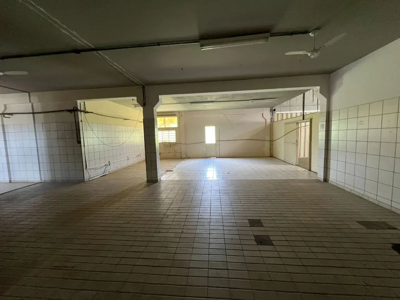 Imóvel para aluguel possui 1000 metros quadrados com 10 quartos - Foto 9