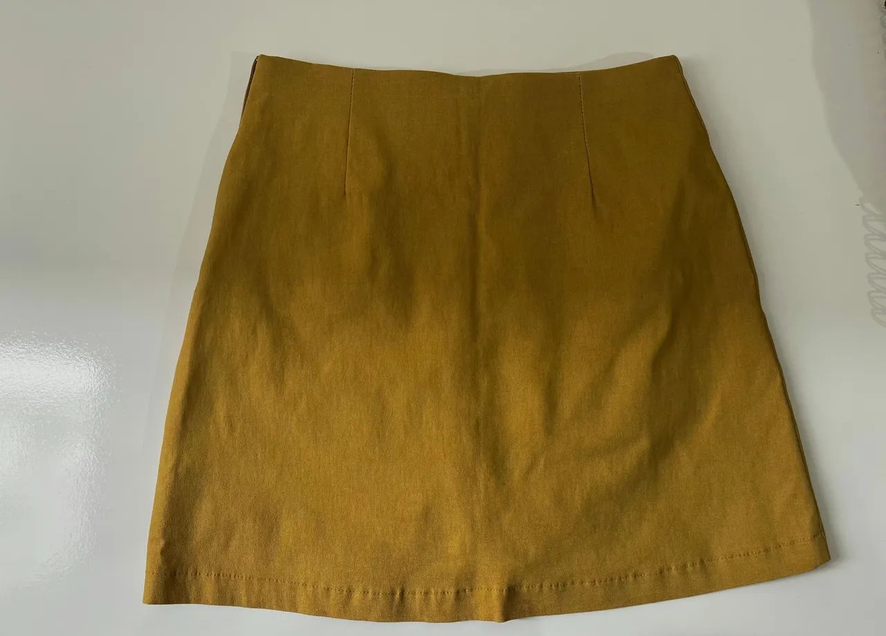 saia-short bege tamanho 14 - Foto 2