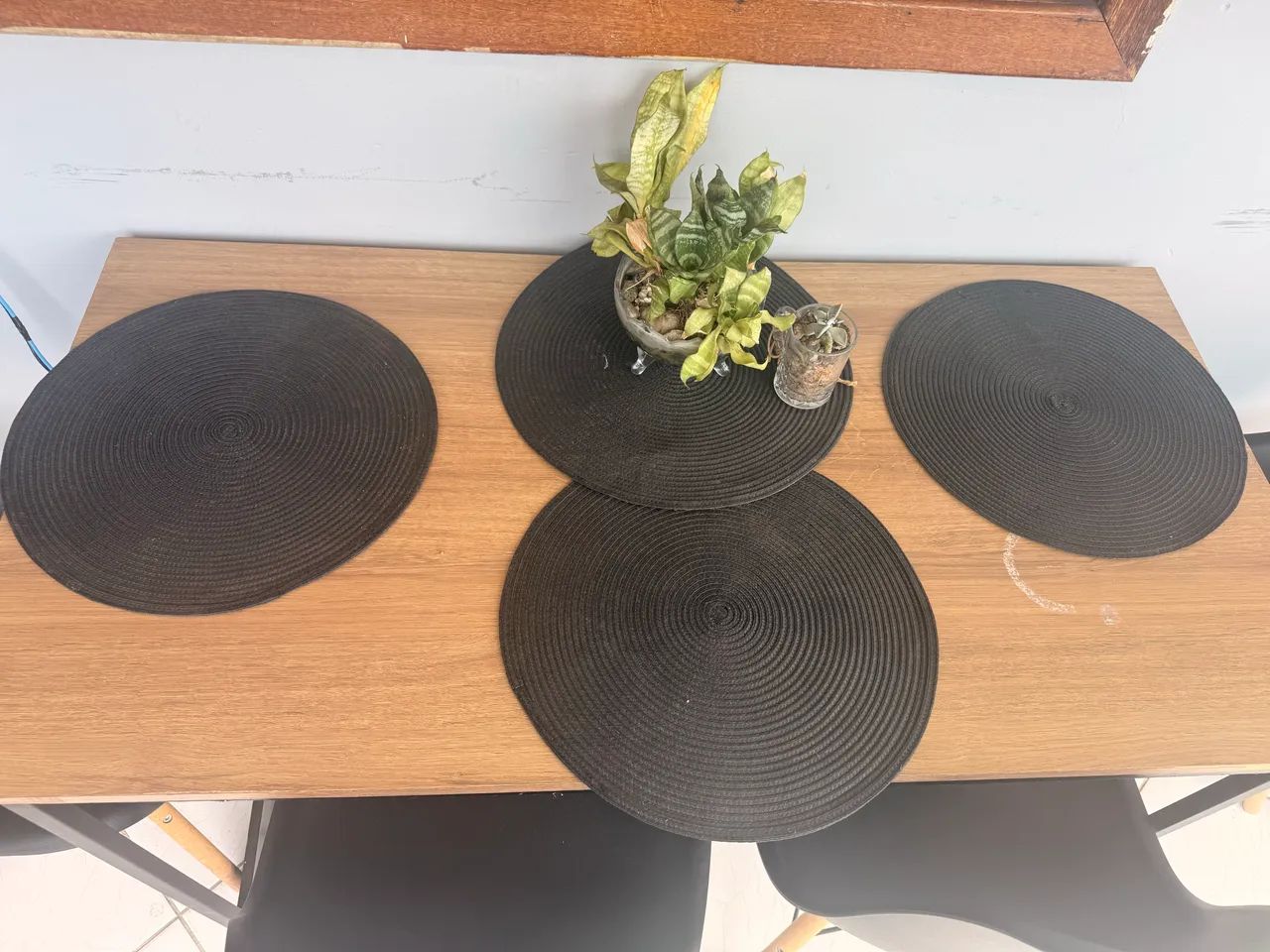 Mesa com jogo de cadeiras  - Foto 2