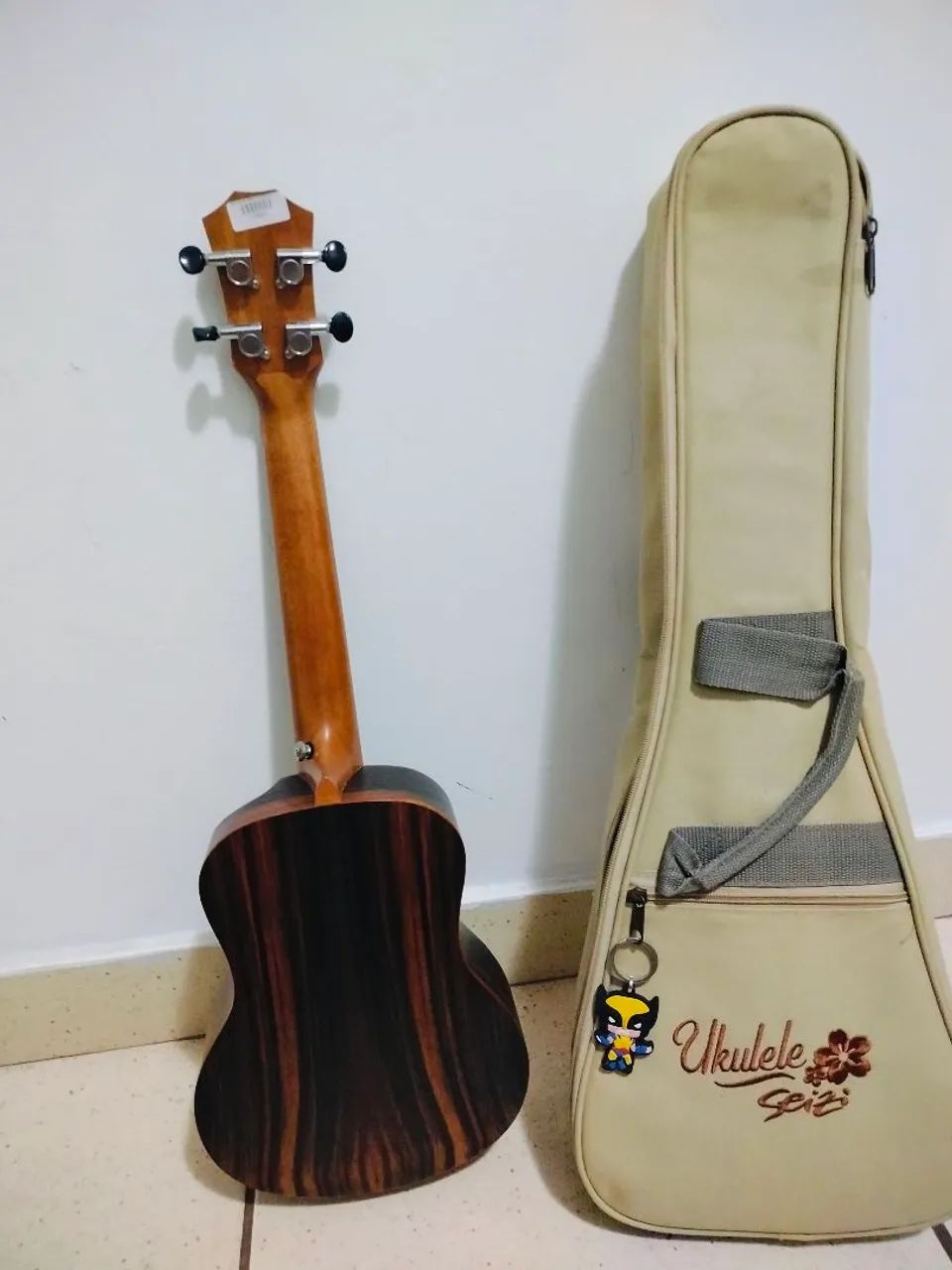 Ukulele Seizi  - Foto 2