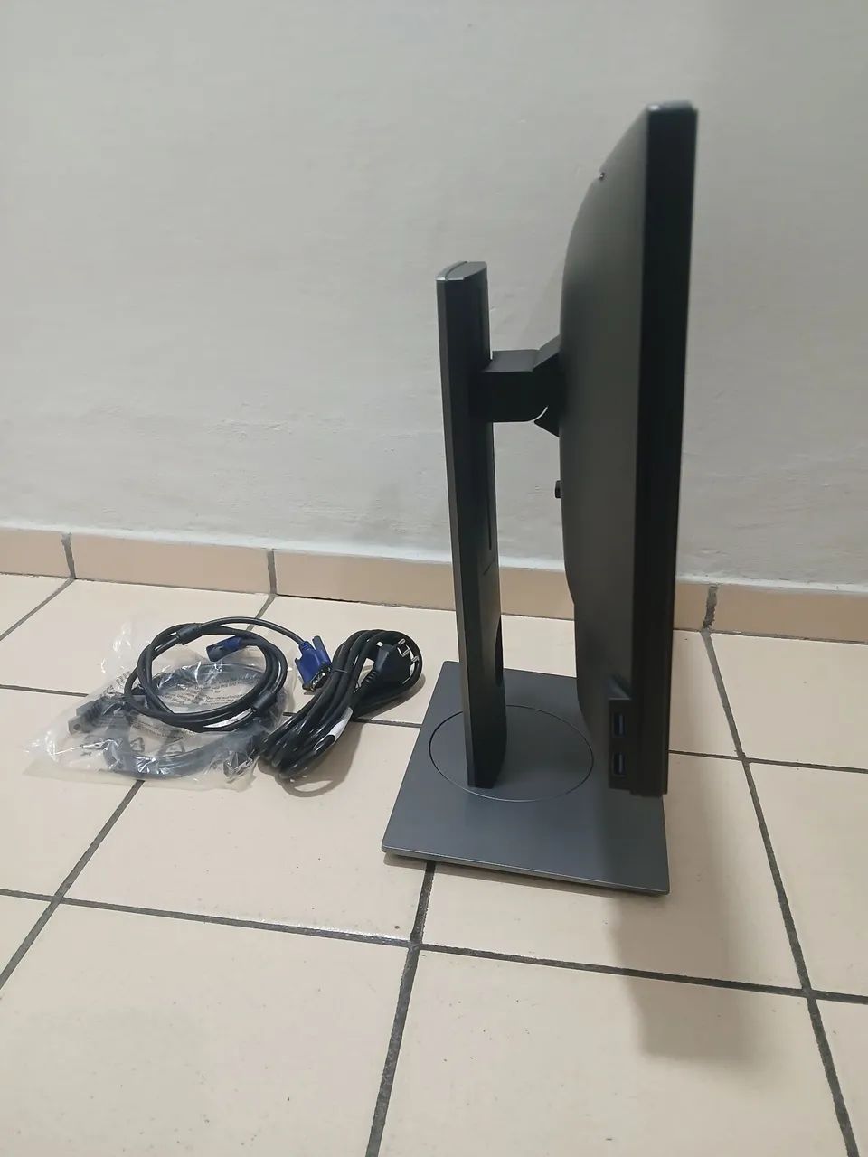 MONITOR DELL 20 POLEGADAS  - Foto 2