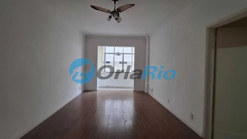 2 QUARTOS , VARANDA FECHADA E DEPENDÊNCIAS NO LEME. - Foto 3