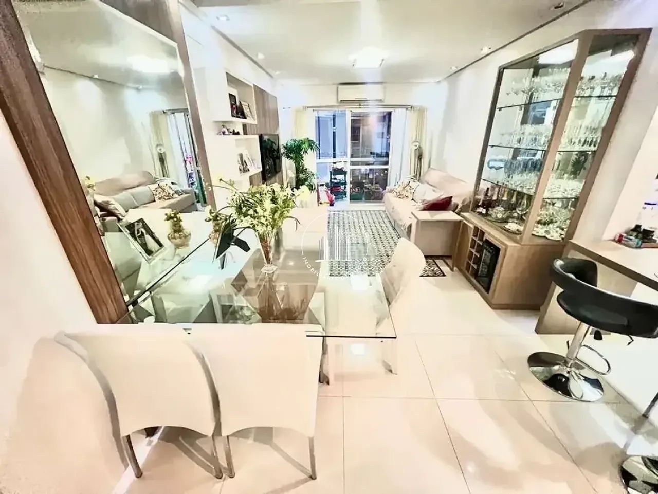 Apartamento 3 Quartos com 1 Suíte e 101m² - Coqueiros - PLC - Foto 5