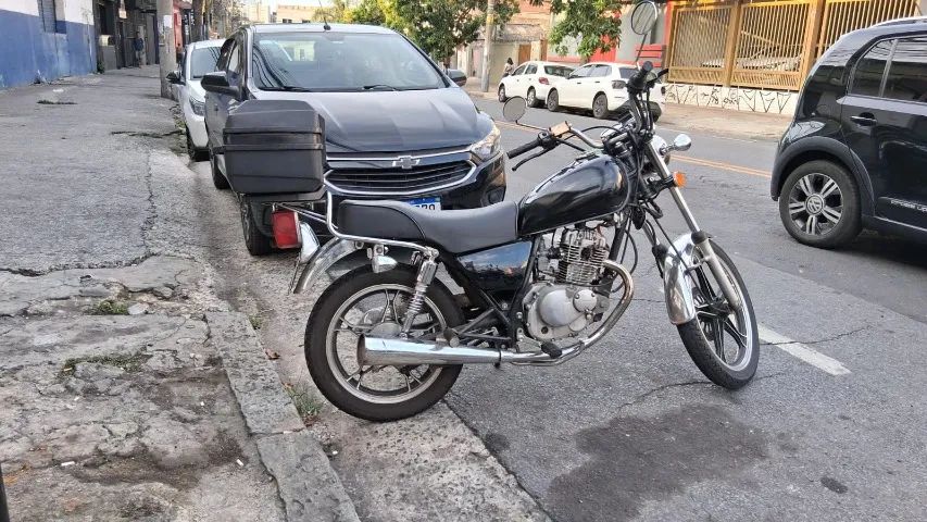 Suzuki Intruder 125 - Foto 2