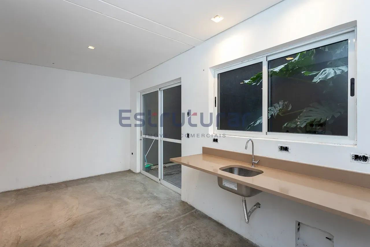 Sobrado Comercial para Locação no bairro Mossunguê - Foto 4
