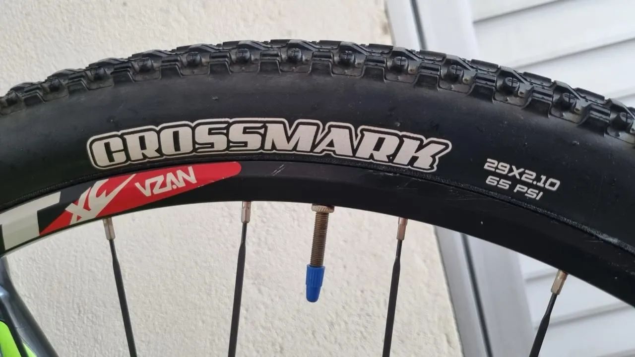 Bike Carbono - Aro 29" - Toda XT - Foto 3