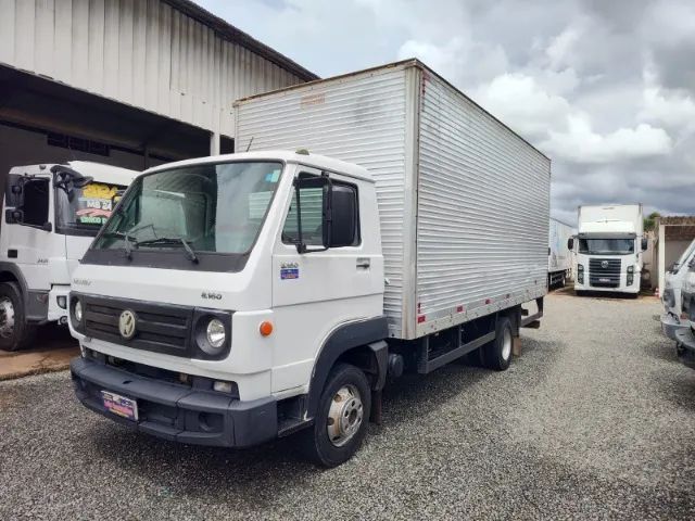 Volkswagen - 8.160 (Baú Metalico / Metalcar)