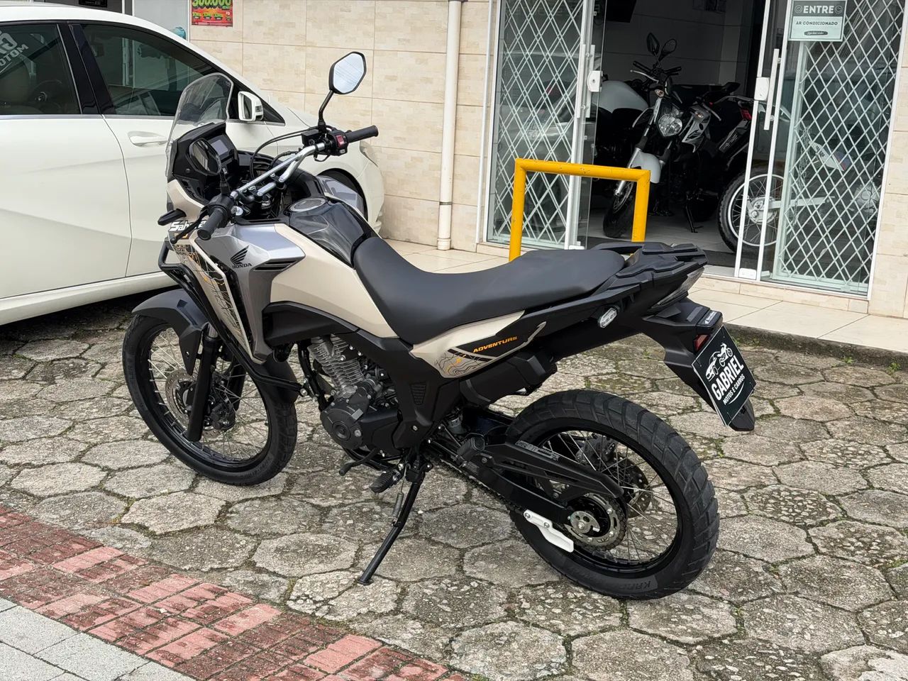 Honda Sahara 300 Adventure ABS - Foto 4