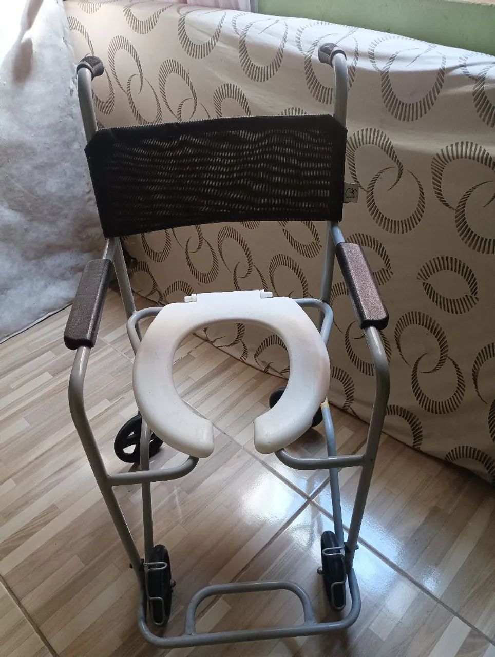 Vendo cadeira de banho