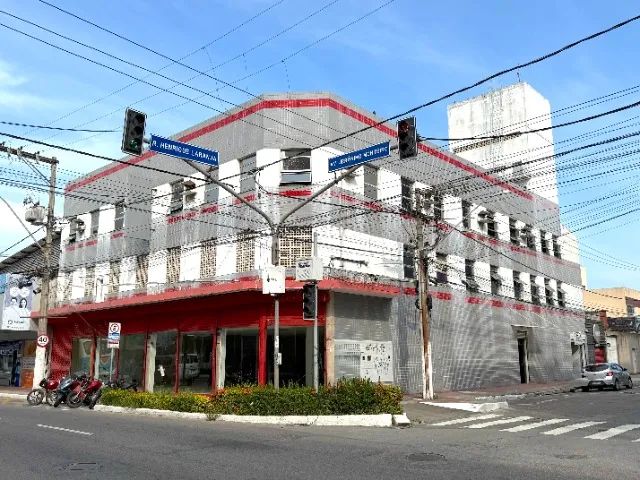 Vendo Prédio Comercial com 1.650m² Construídos na Av. Jerônimo Monteiro - R$ 10.500.000,00
