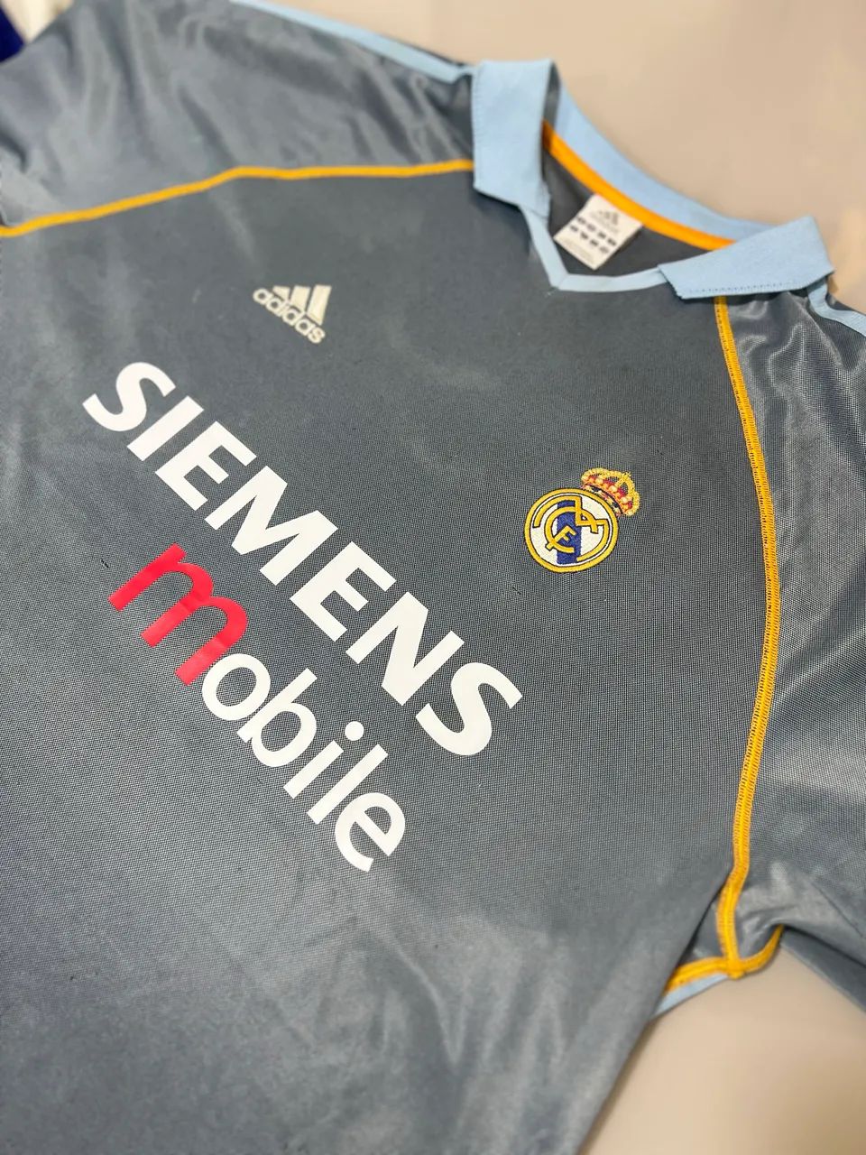 Camisa Real Madrid - 2003 - Foto 4