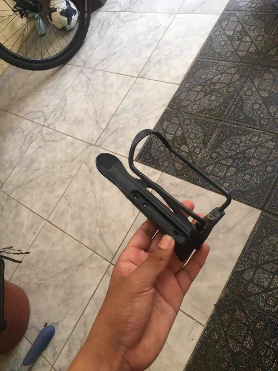Vendo bicicleta mormaii aro 29 seminova - Foto 5