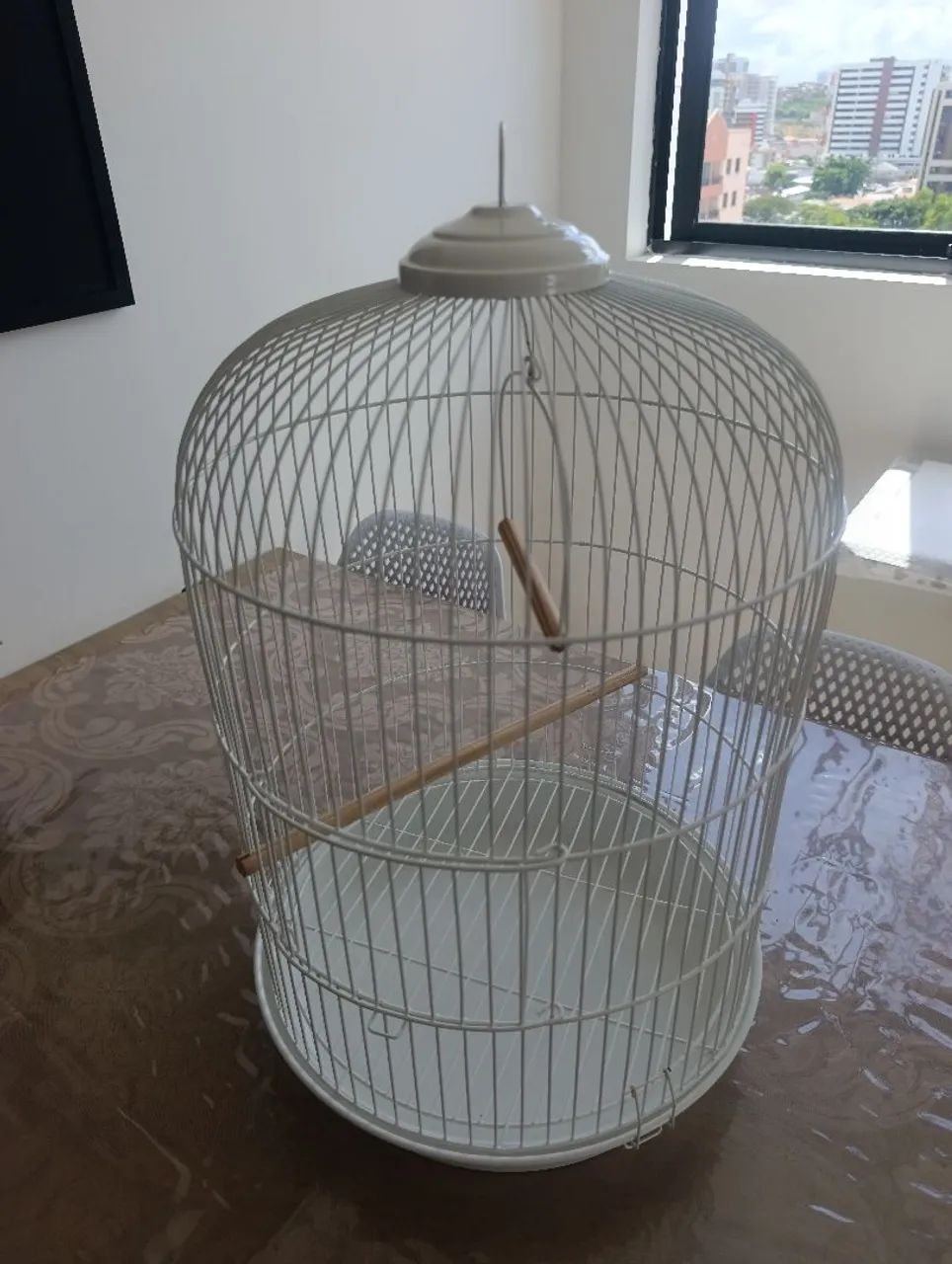 Vende-se uma gaiola para calopsita,papagaio ,etc - Foto 2