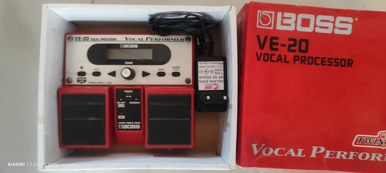 Pedal boss ve-20 com fonte original para voz - Instrumentos
