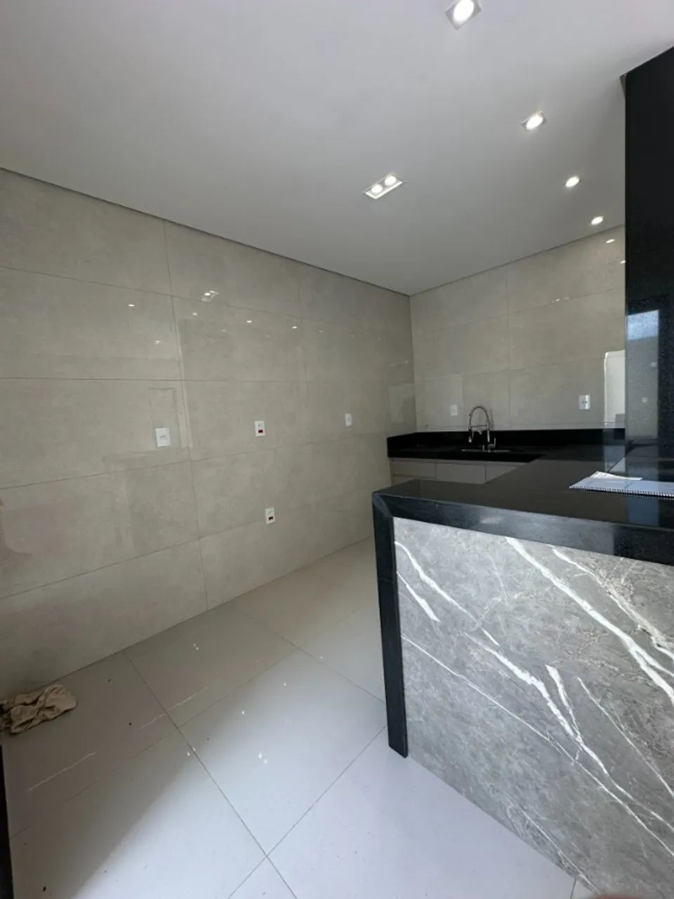 CASA NOVA NO BAIRRO MIRANTE DA SERRA - À 250m DA PRAÇA MATRIZ - Foto 4