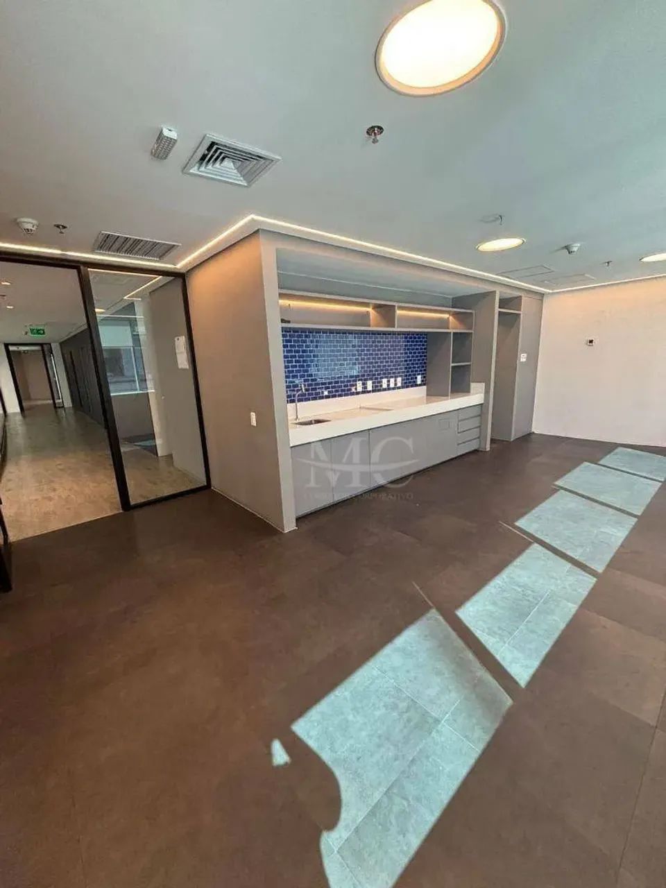SALA MOBILIADA AV FARIA LIMA X AV JK - Foto 3