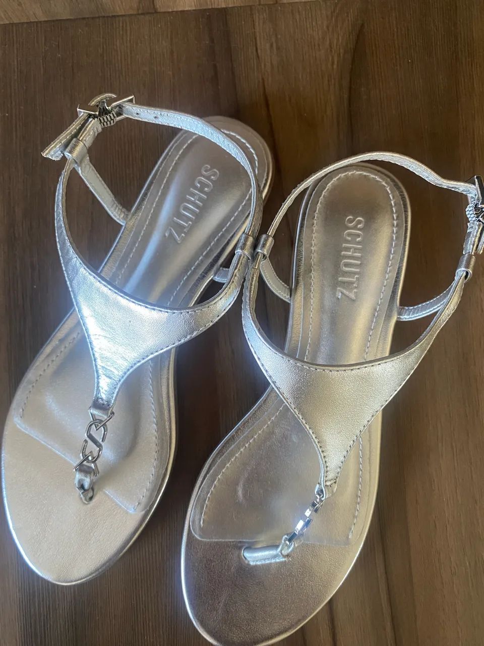 Sandália prata Schutz  - Foto 2