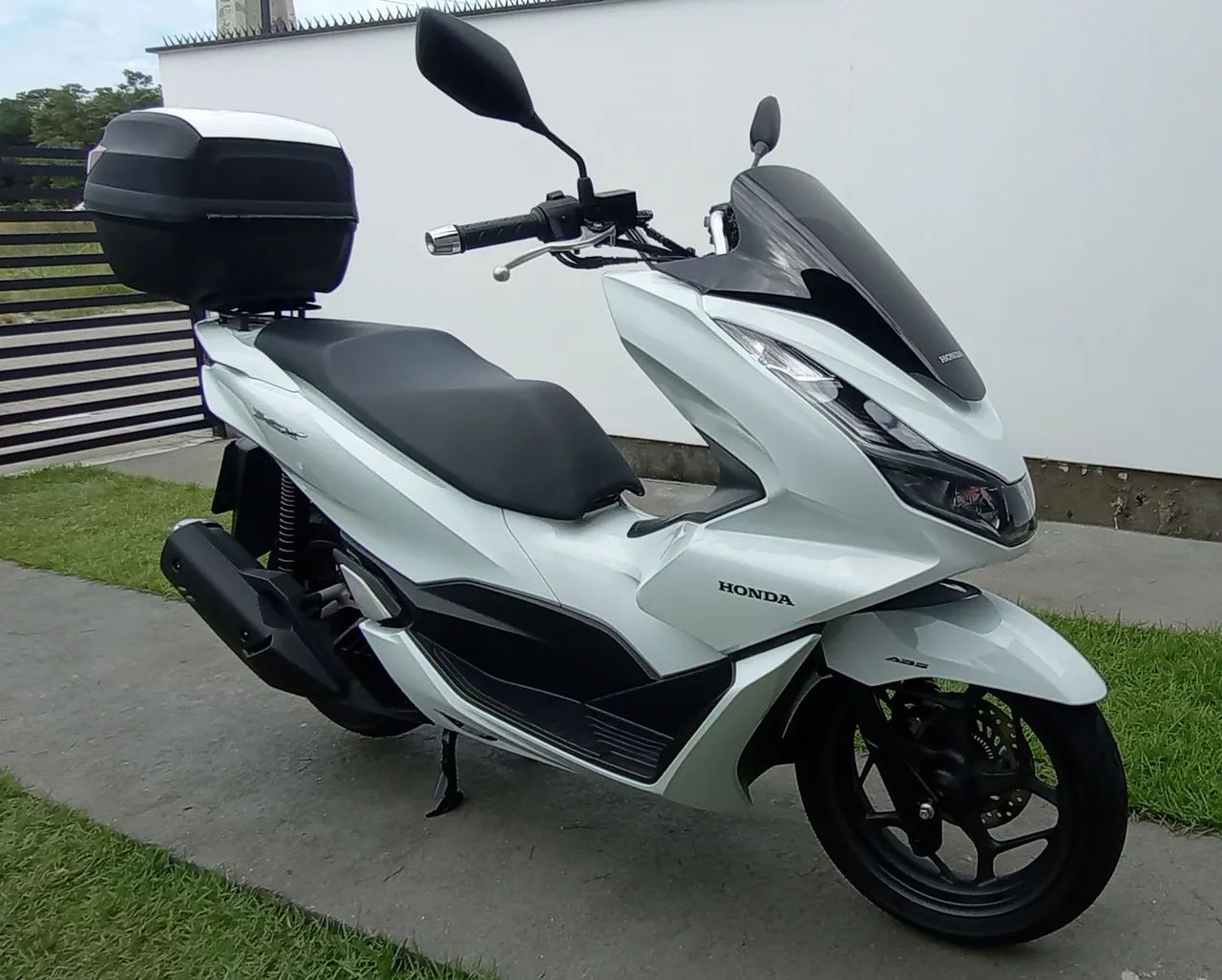 Honda PCX 2024 - Branca - Foto 2