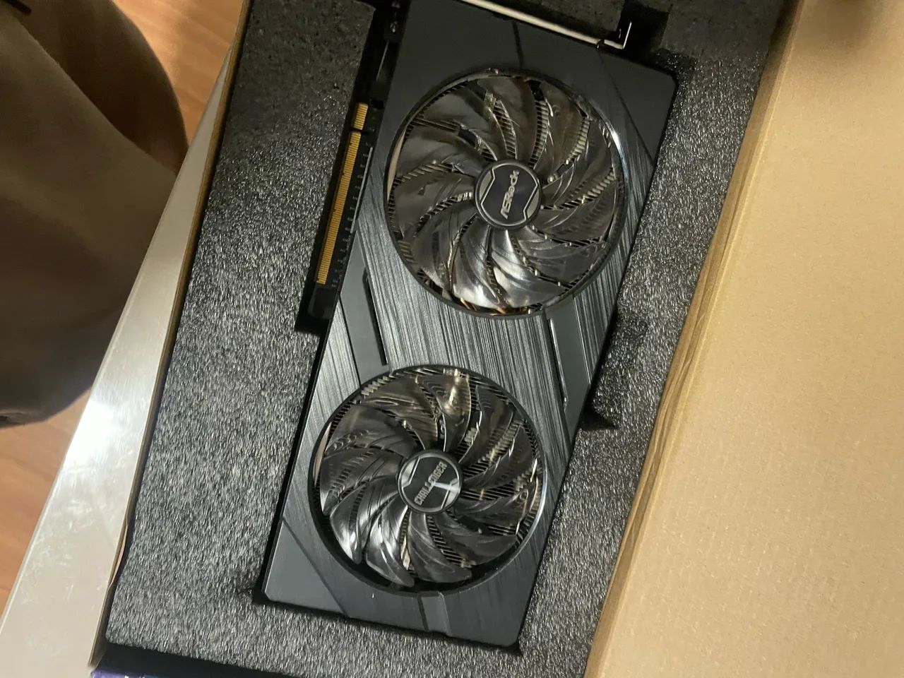 Intel arc a750 - Foto 2