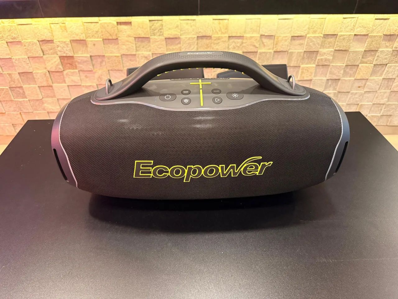 BOMBOX EP-S802