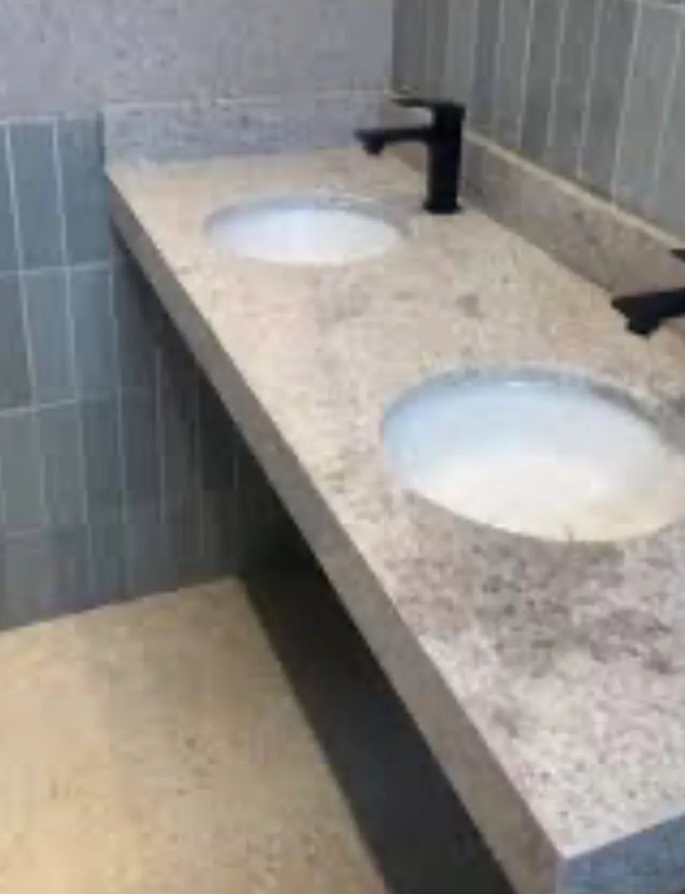 Bancada Granito p/ Banheiro - Duas Cubas (Oportunidade!) - Foto 3
