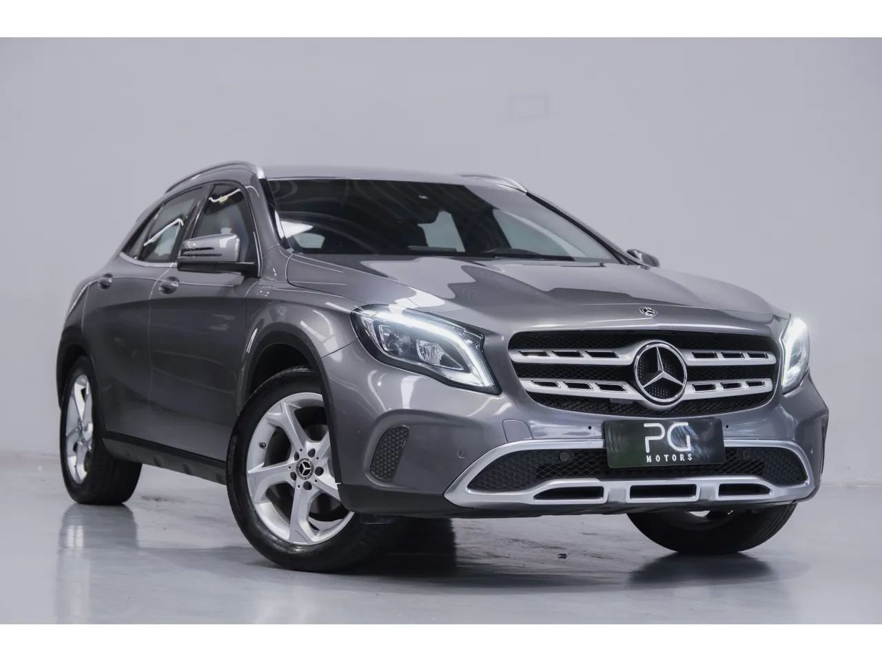 Mercedes-Benz GLA 200 Adv. 1.6/1.6 TB 16V Flex Aut. 2018