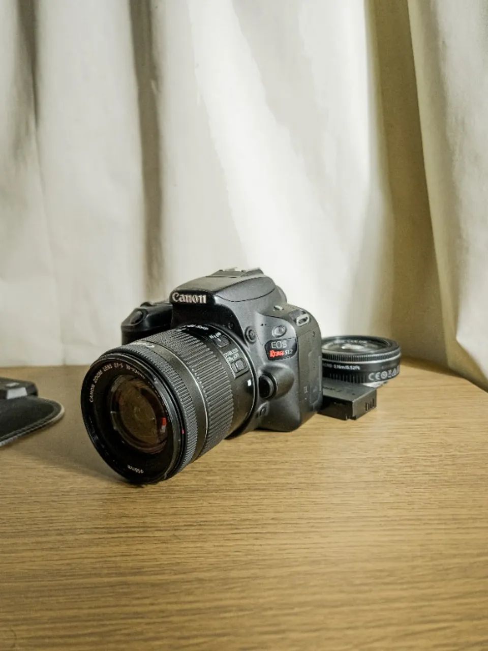 CANON SL2 + 2 LENTES