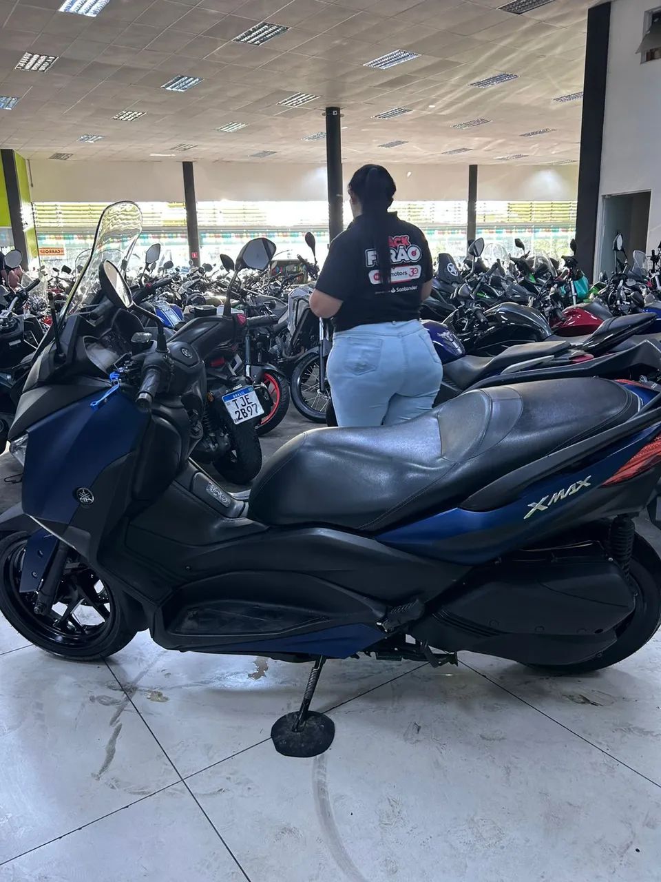 YAMAHA XMAX 250 CONNECTED ABS - Foto 5