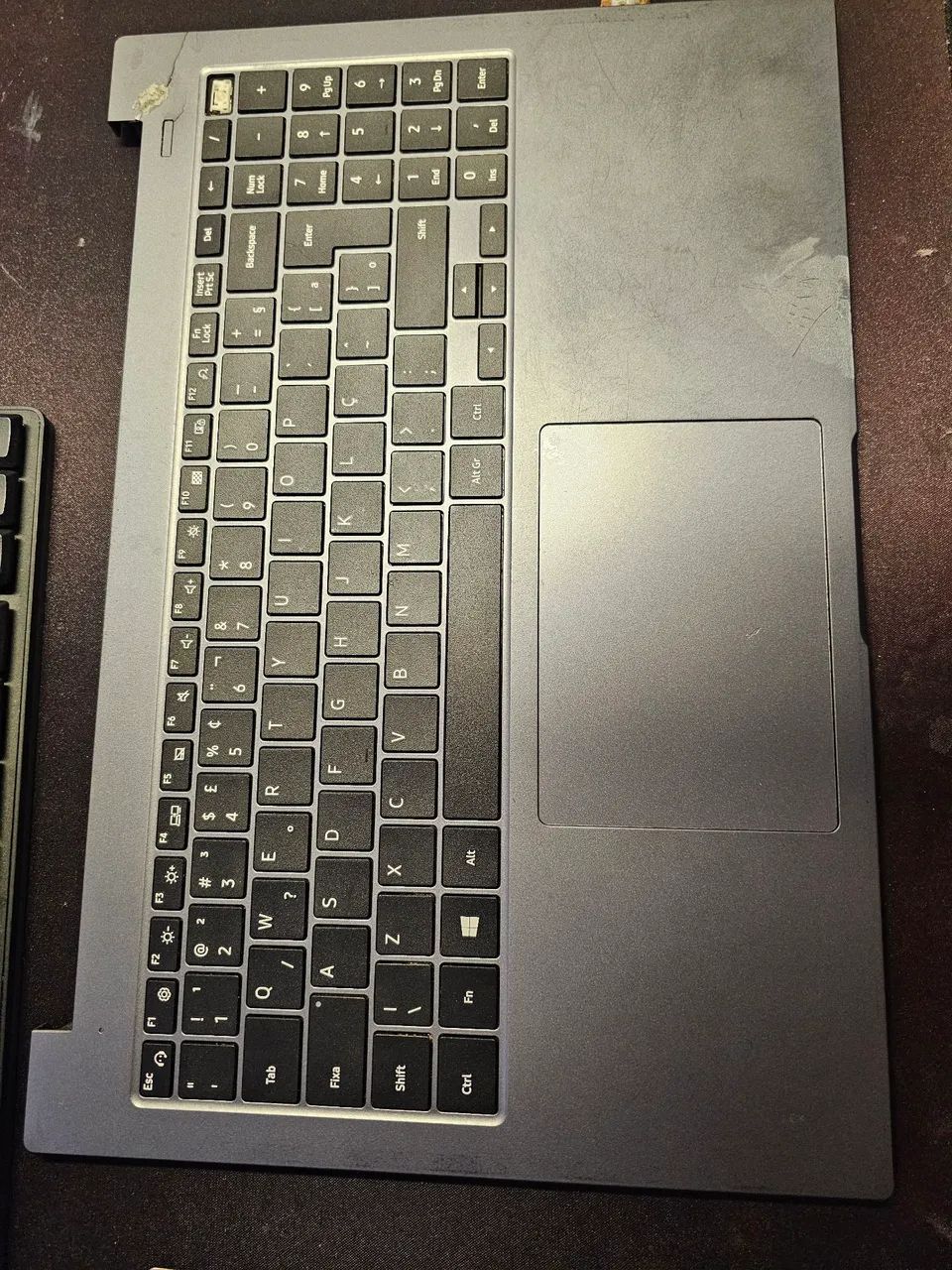 Galaxy book pecas teclado carcaça pé dobradiça e mous pad - Foto 4
