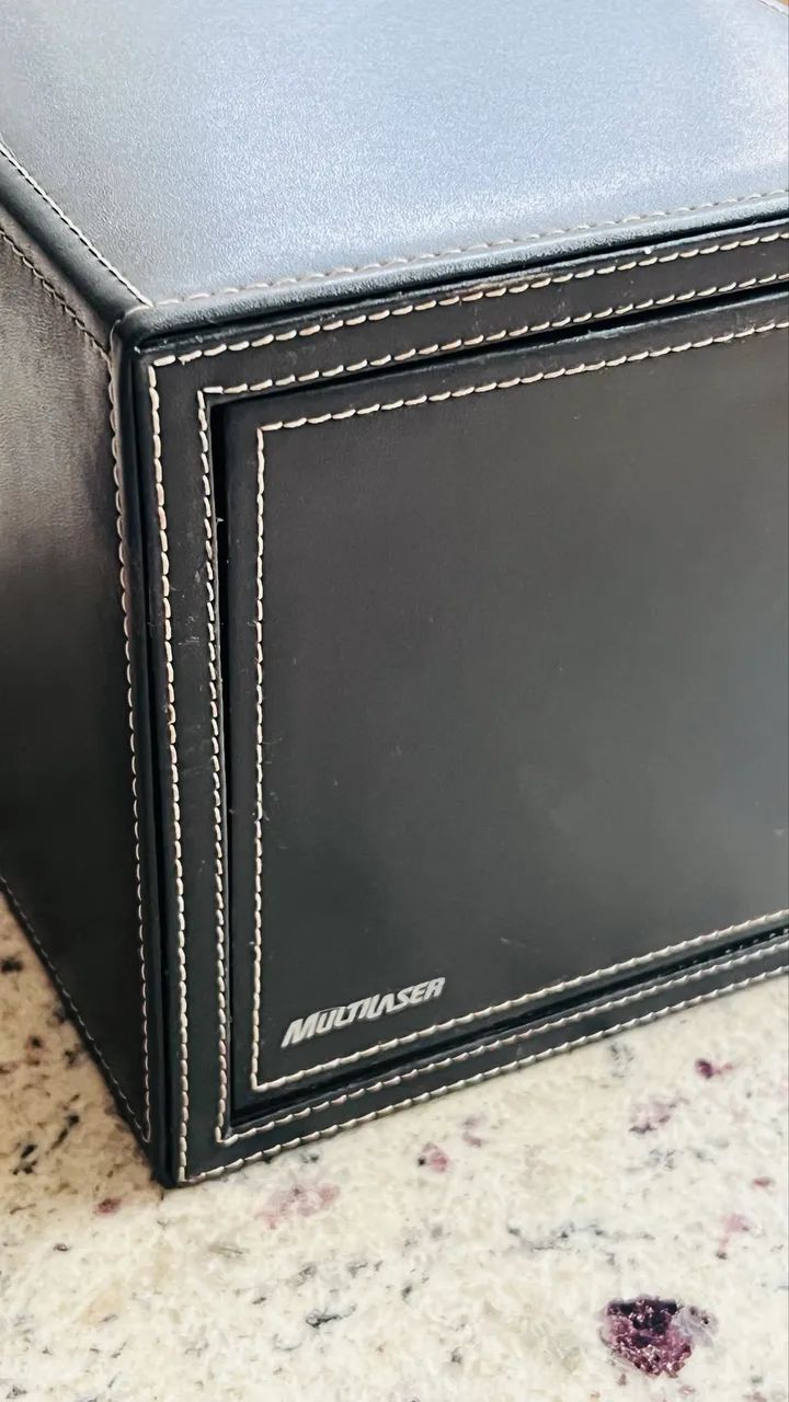 VENDO ESTOJO PORTA CD EM COURO