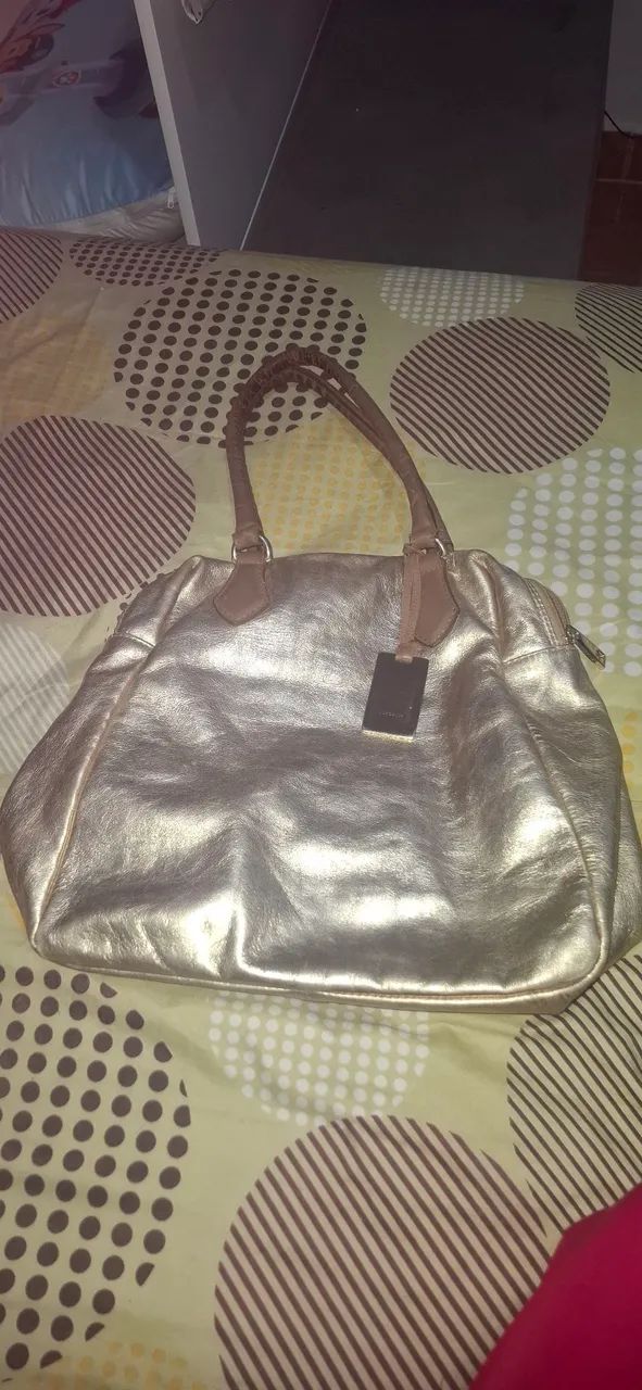 Bolsa Luz da Lua dourada couro