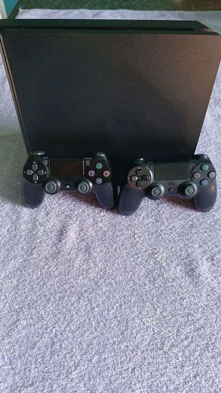 Ps4 slim 