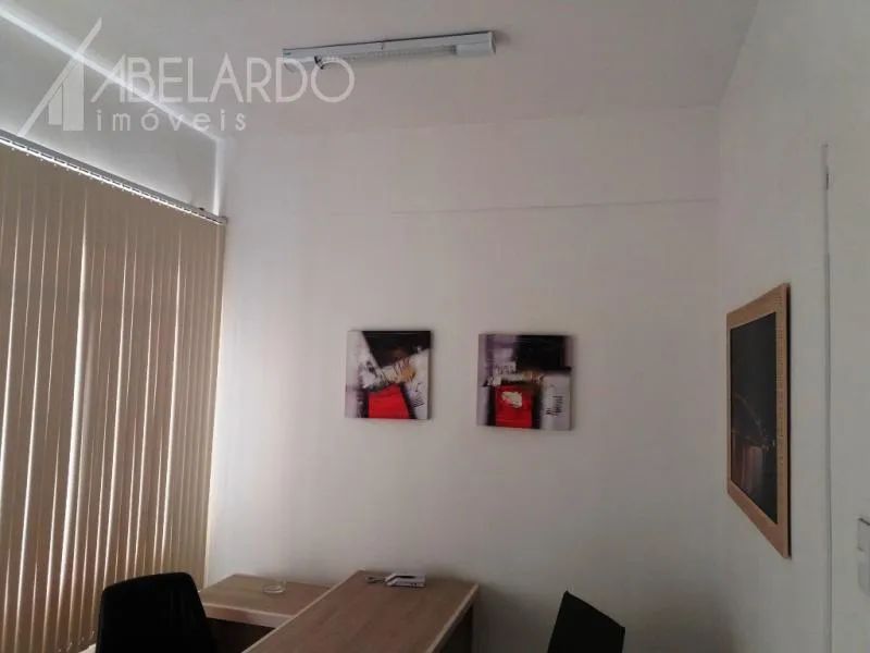 Sala comercial semi-mobiliada com 14,67 m2 de área aproximada, com piso cerâmico, com lumi - Foto 2