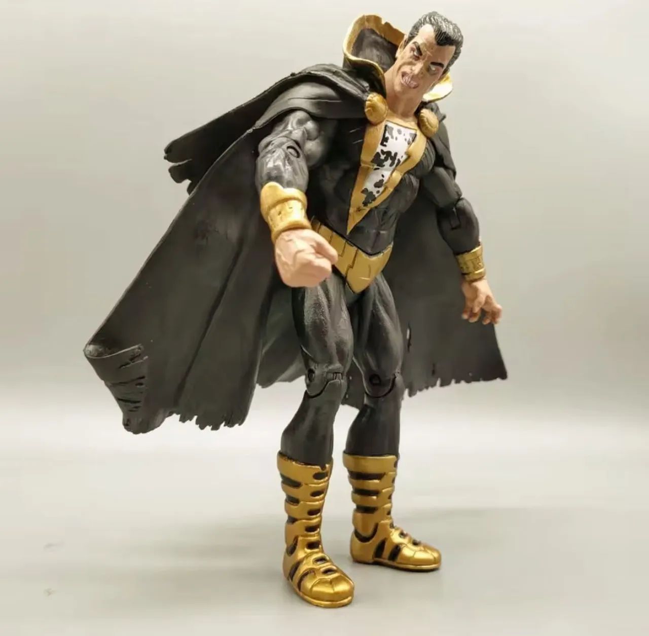 Black Adam DC - Foto 3