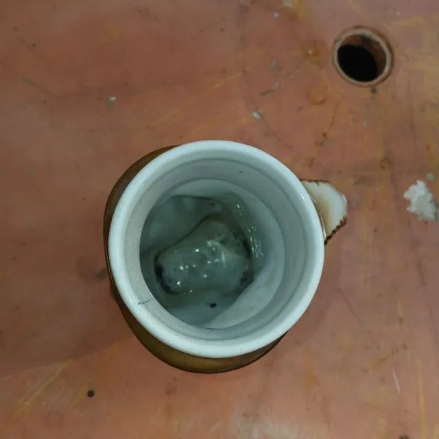 CANECA PORCELANA BAFO DO BODE ANTIGA COMEMORATIVA - Foto 2