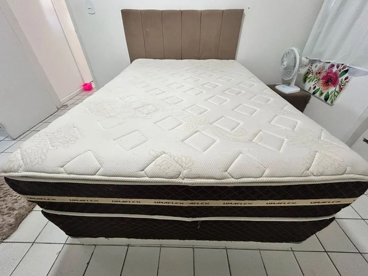 Excelente Cama box casal Umaflex 