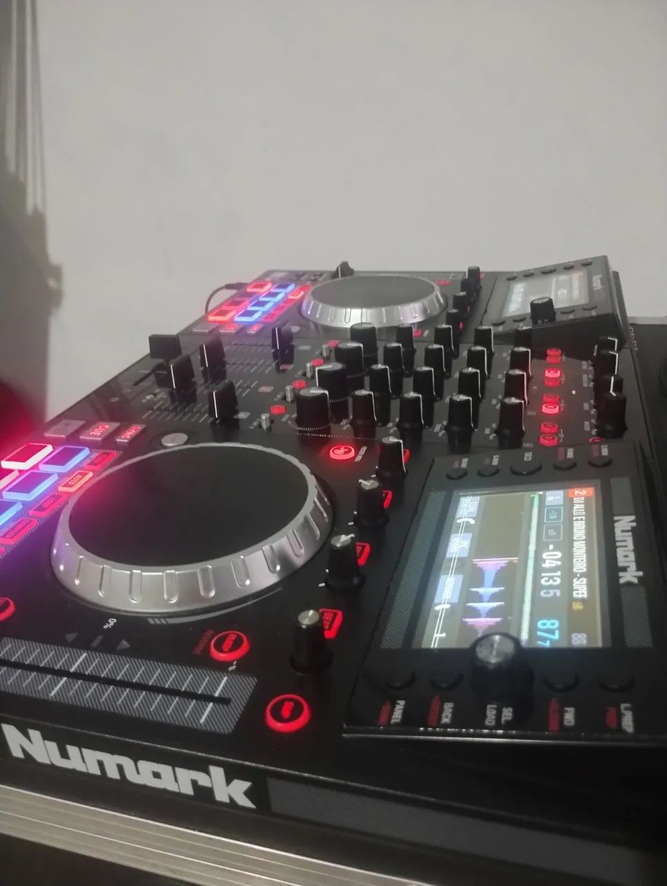 Vendo controladora numark nv2 - Foto 5