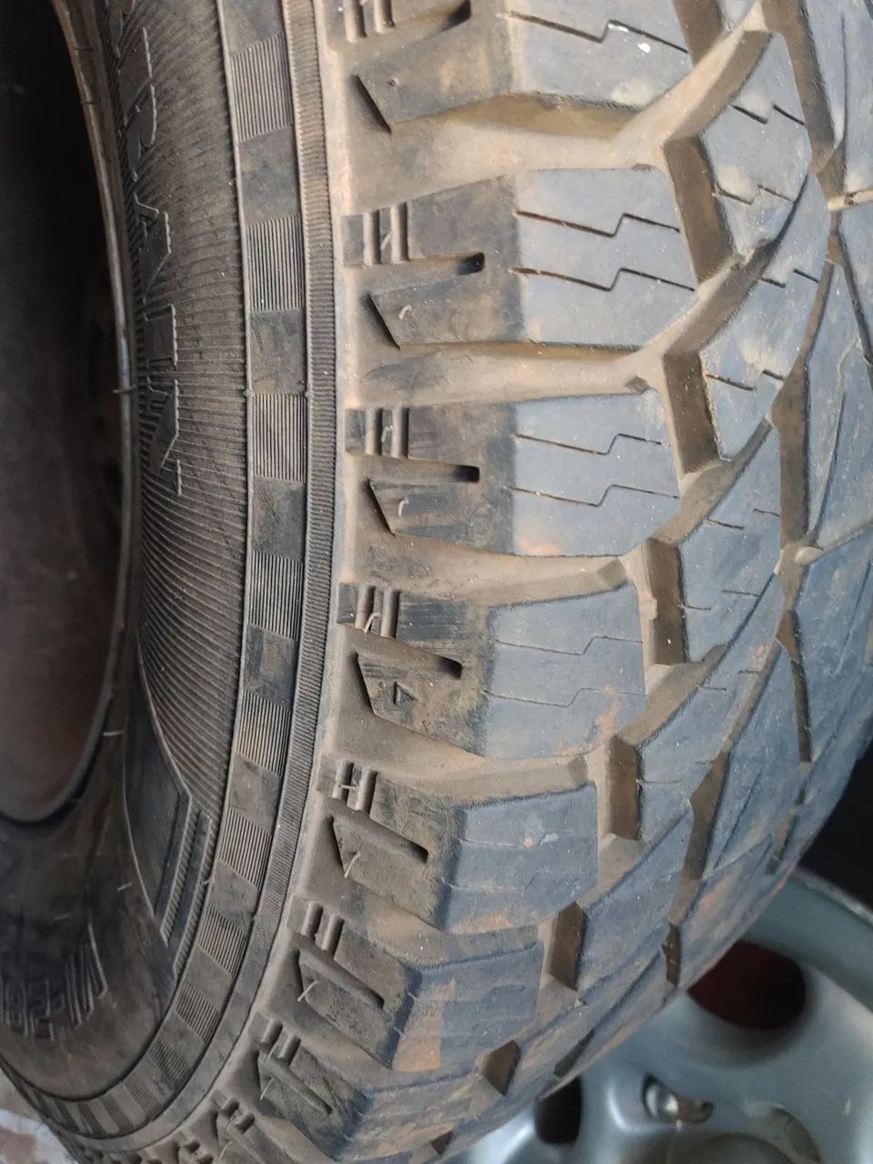 pneu 31x10 50r15 LT - Foto 3