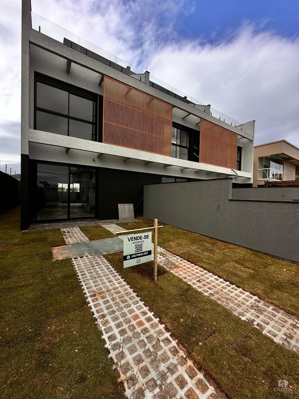 Sobrado com 3 suítes