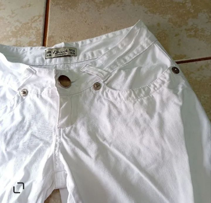 Calça Bivik branca tamanho 38 - Foto 3