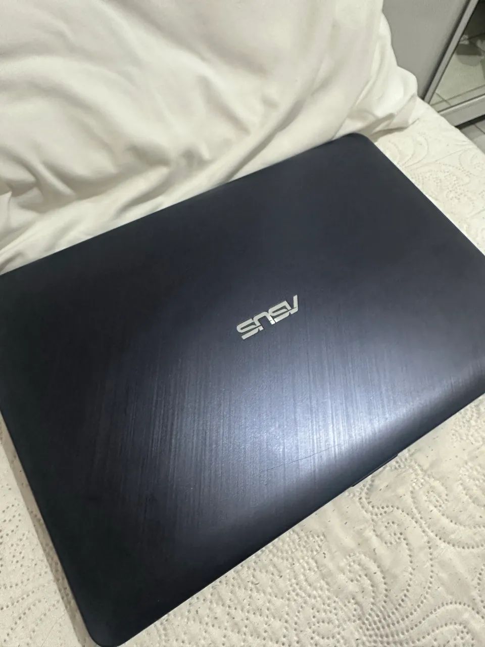 vendo notebook ASUS