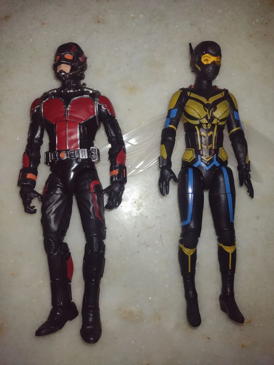 Action figures homem Formiga e vespa Marvel 