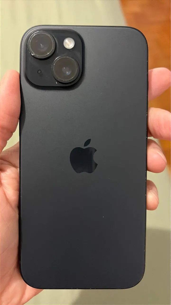 iPhone 15 preto