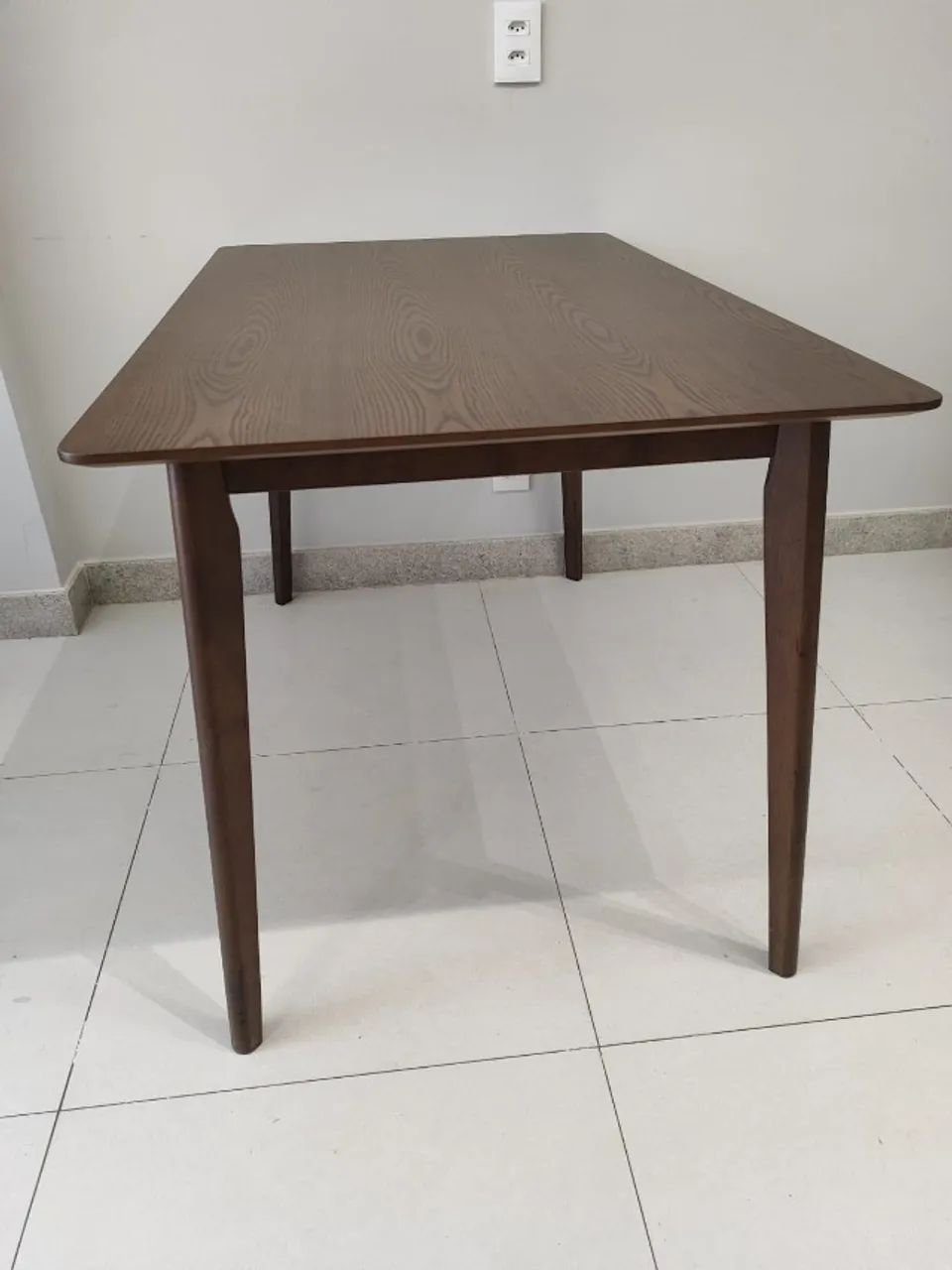 Mesa linda valorizando seu ambiente - Foto 2