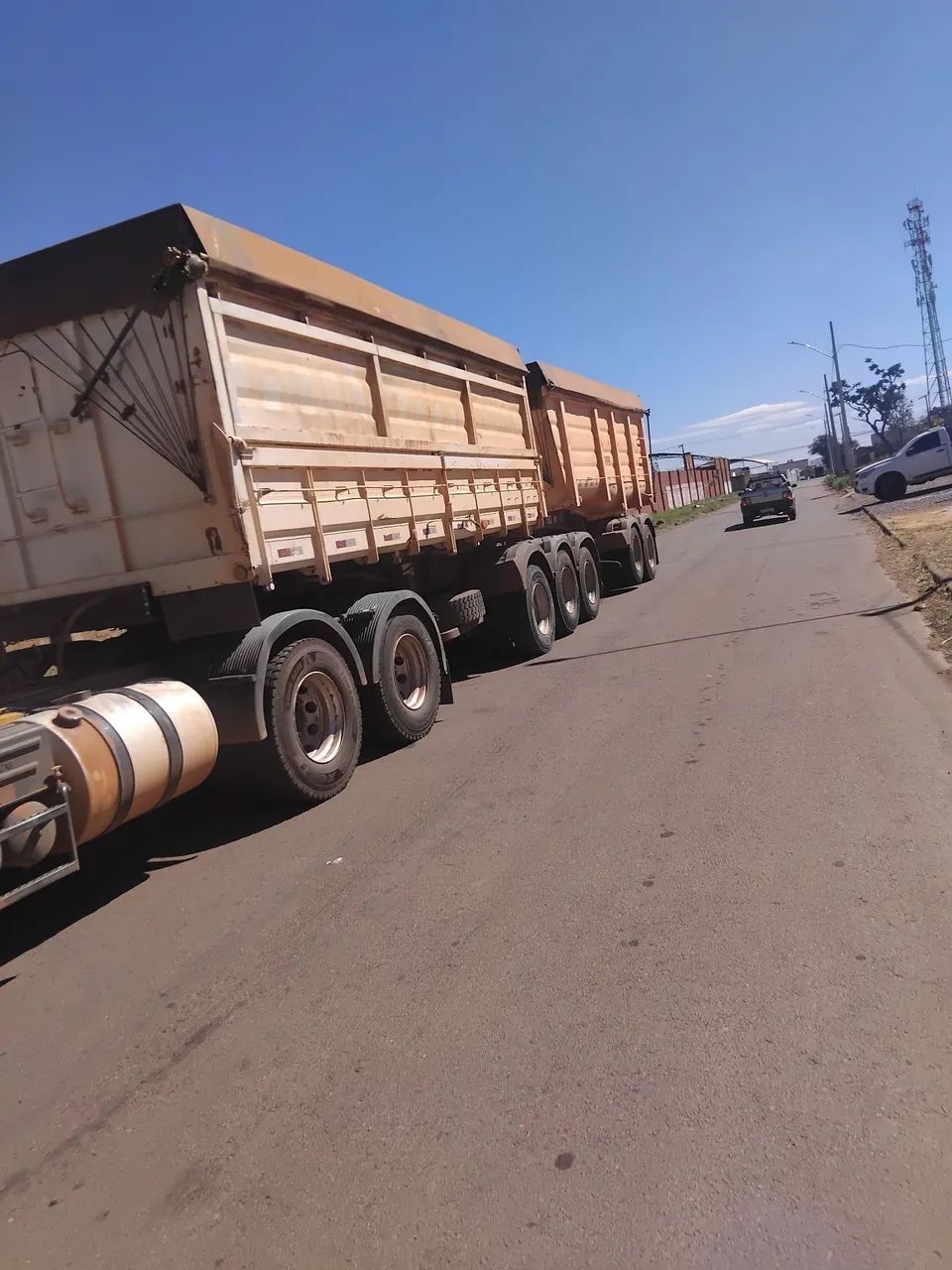Bicaçamba  librelato 8 eixos documentado 115 mil - Foto 2