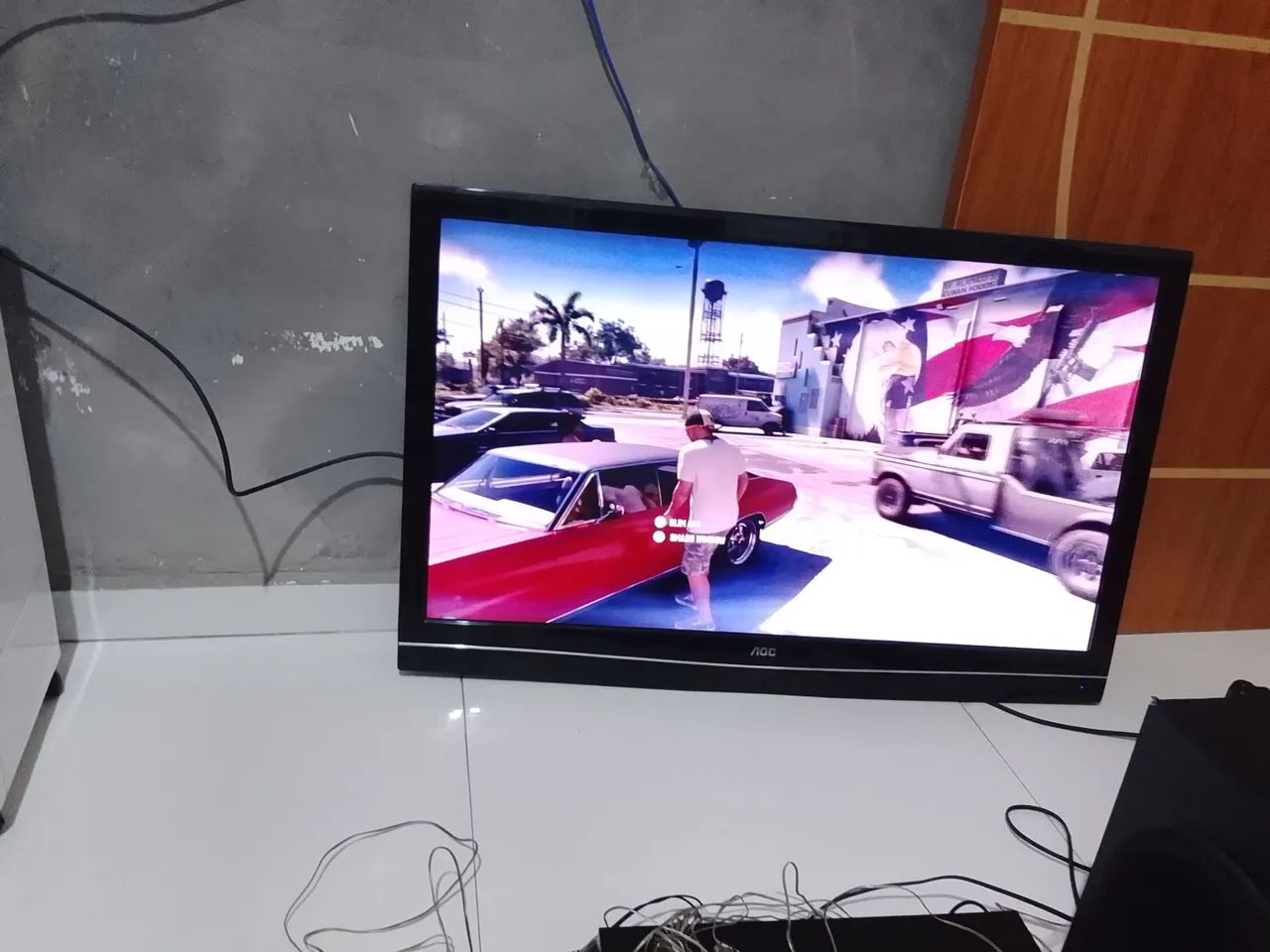 Tv AOC 43 polegadas funcionando porém mancha na tela - Foto 3