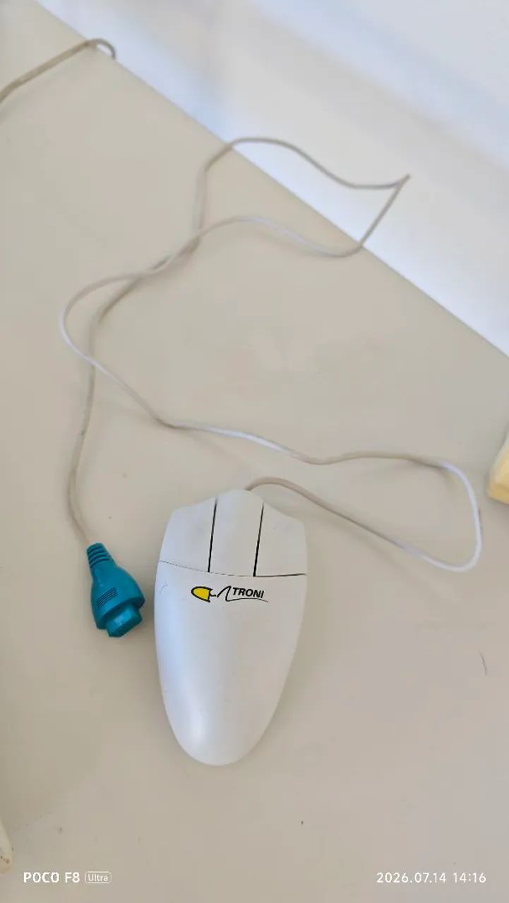 Mouse retro antigo 