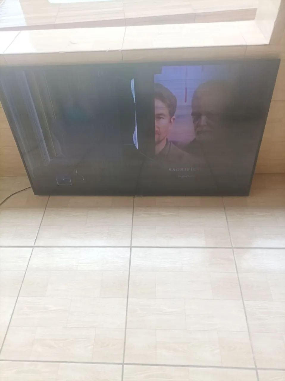 Vendo tv Samsung 55 polegadas com defeito na tela  - Foto 2