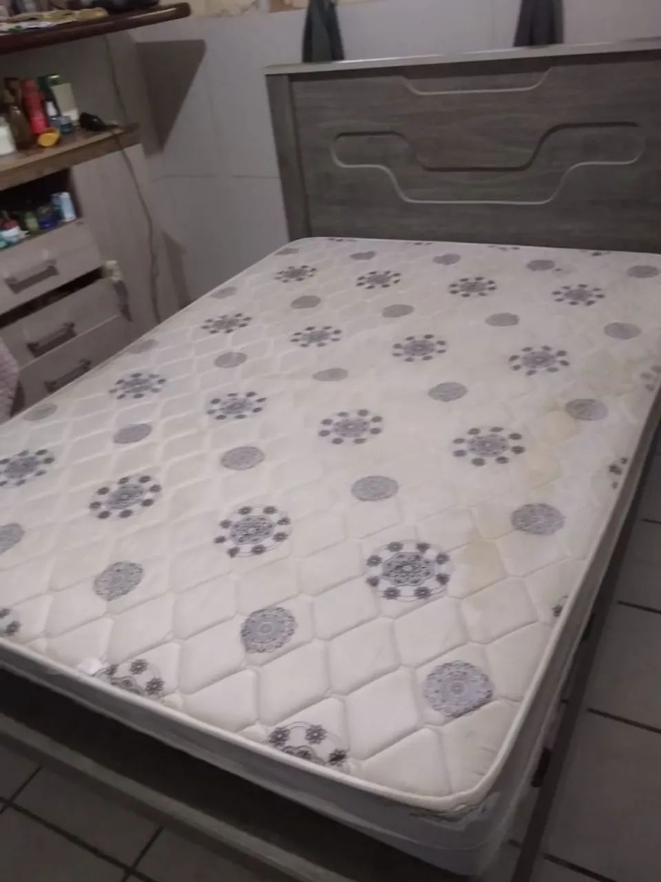 Cama de casal com colchão  - Foto 2