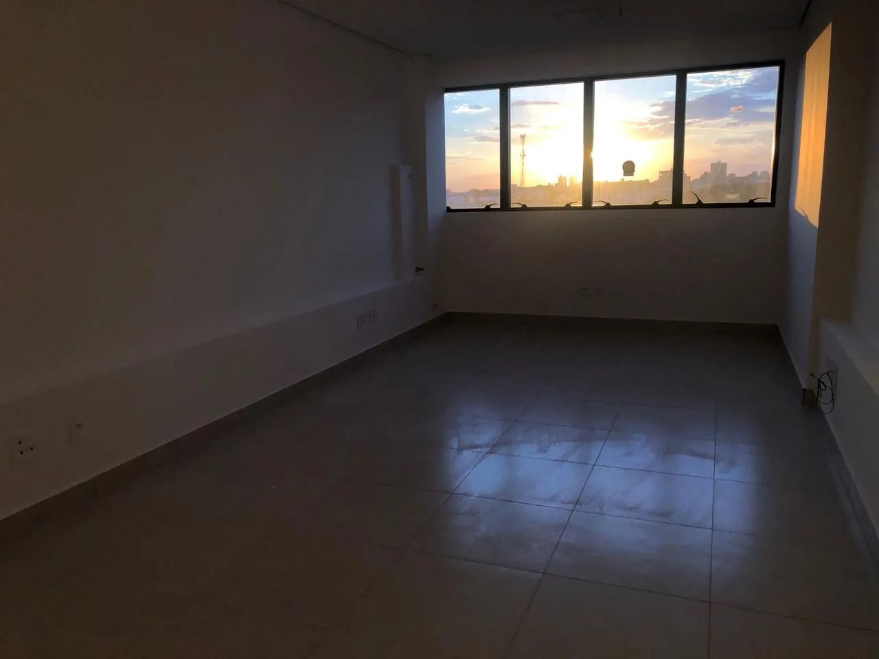 Sala Comercial à Venda no Bairro Tibery em Uberlândia